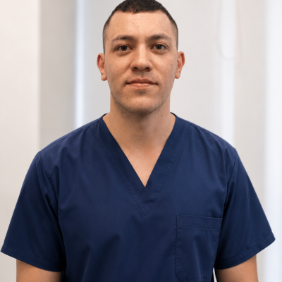 Dr. Timurs Salimbajevs — Surgeon, KIRSH Veselības Fabrika